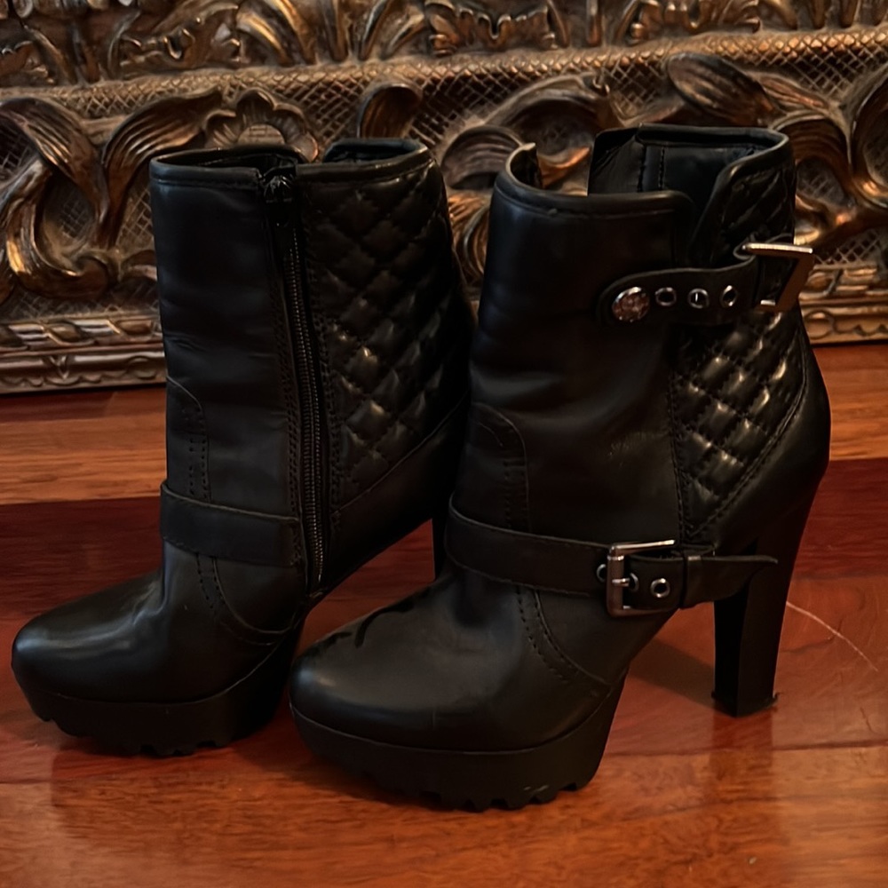 Black Guess High Heeled Booties